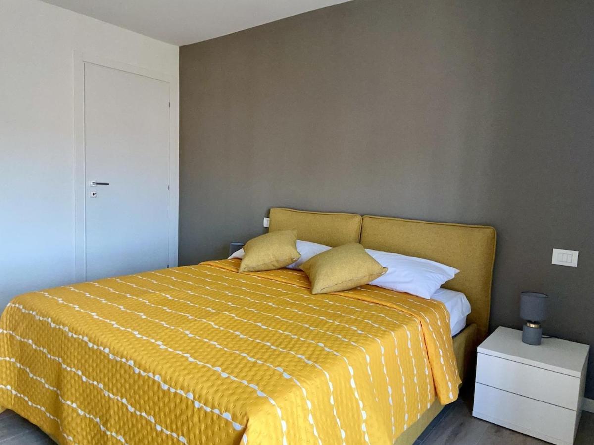 Casa Edera&Ulivo - Pavia City - By Host4U Apartment ภายนอก รูปภาพ