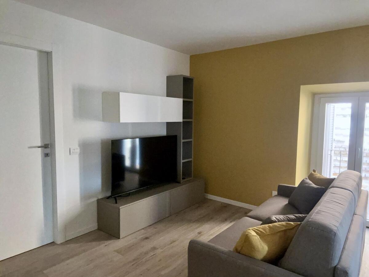 Casa Edera&Ulivo - Pavia City - By Host4U Apartment ภายนอก รูปภาพ