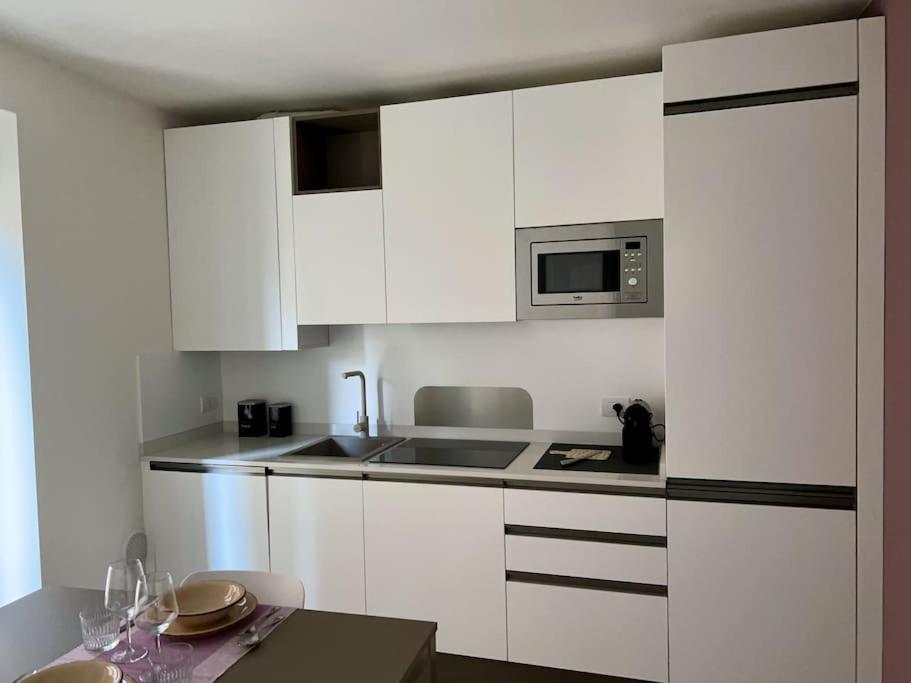 Casa Edera&Ulivo - Pavia City - By Host4U Apartment ภายนอก รูปภาพ